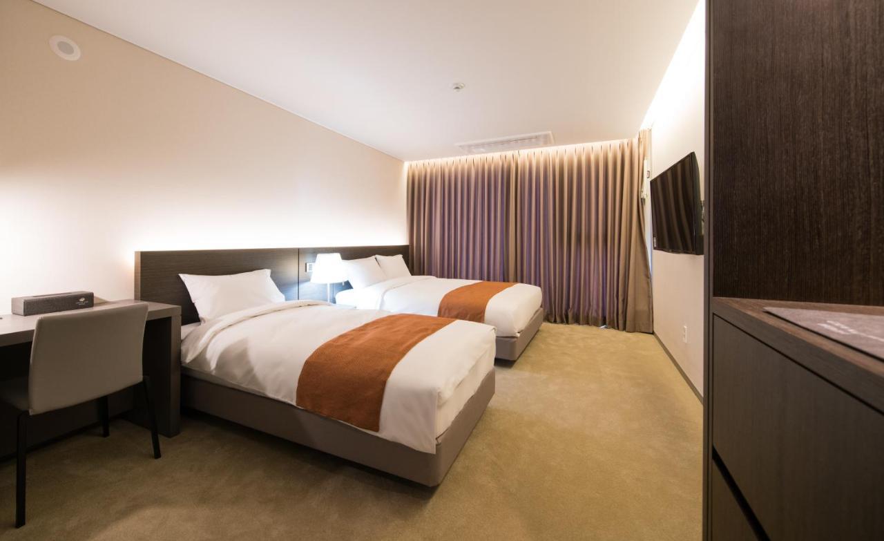 Grand Mer Hotel Seogwipo Ocean Екстериор снимка